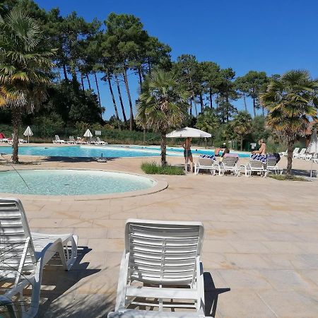 T2 Antigua Ondres Plage Avec Piscine Et Tennis Luaran gambar