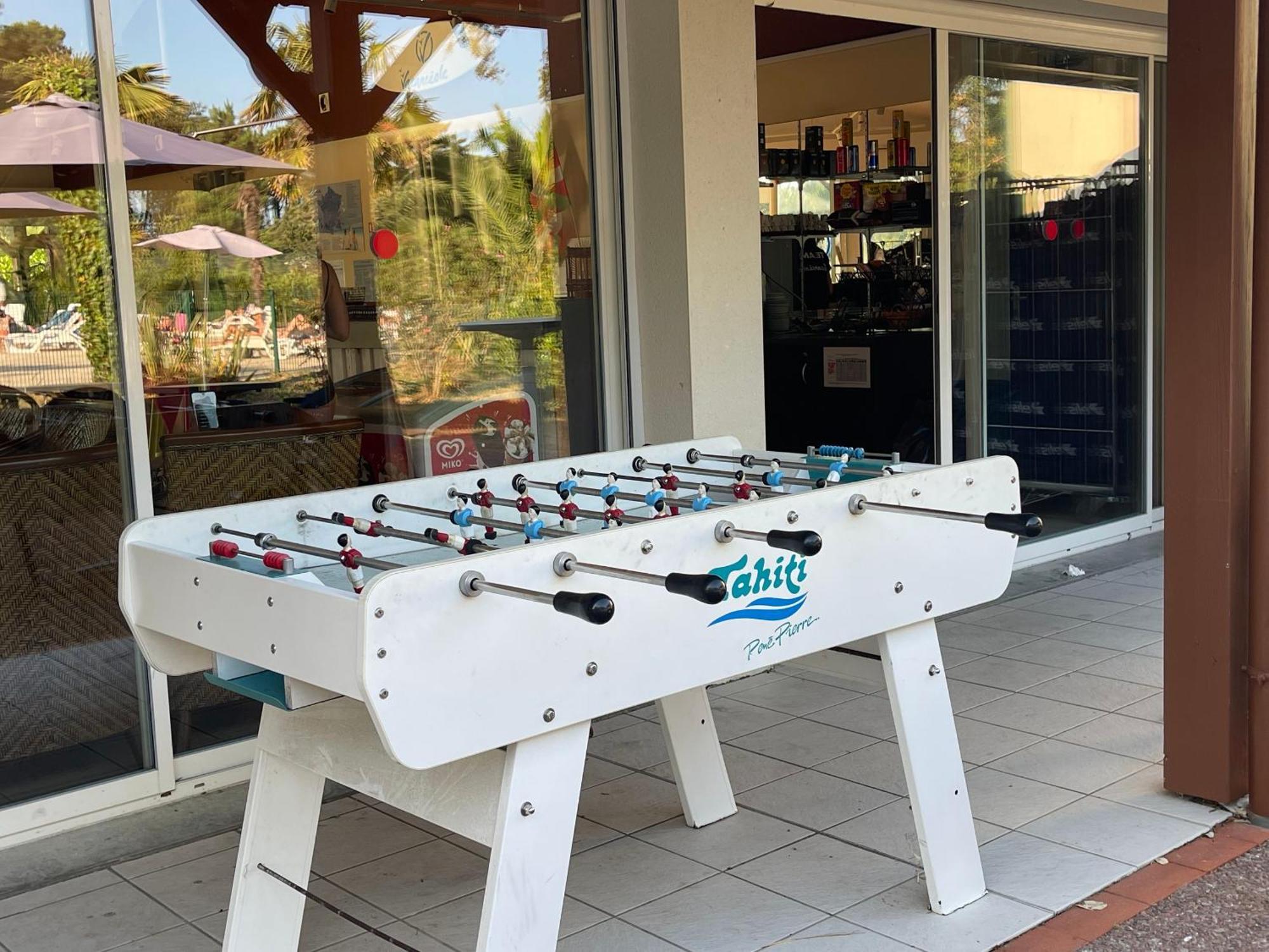 T2 Antigua Ondres Plage Avec Piscine Et Tennis Luaran gambar